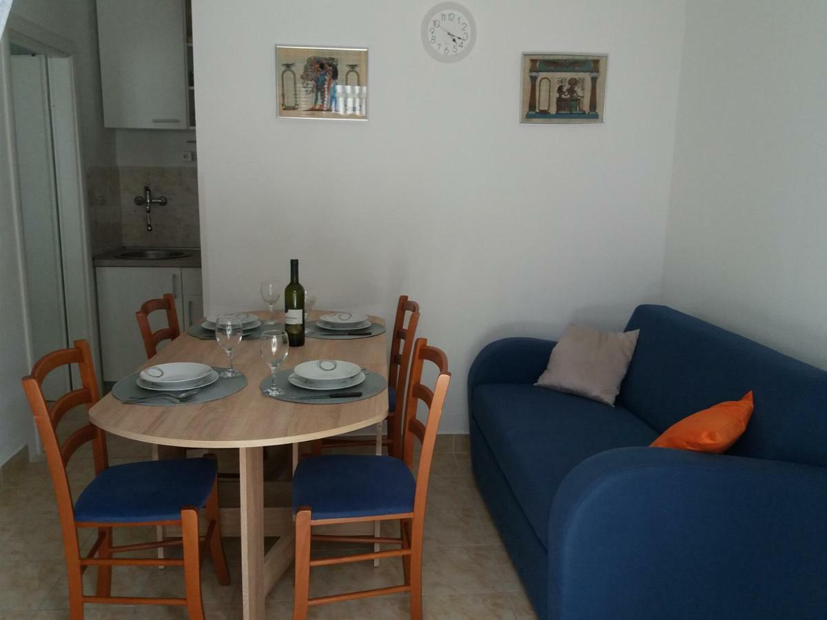 Apartment Fortuna Nečujam Buitenkant foto