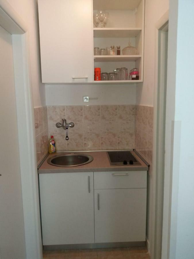 Apartment Fortuna Nečujam Buitenkant foto